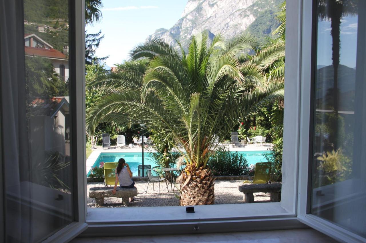 Albergo Garni Villa Moretti Riva del Garda Exterior photo